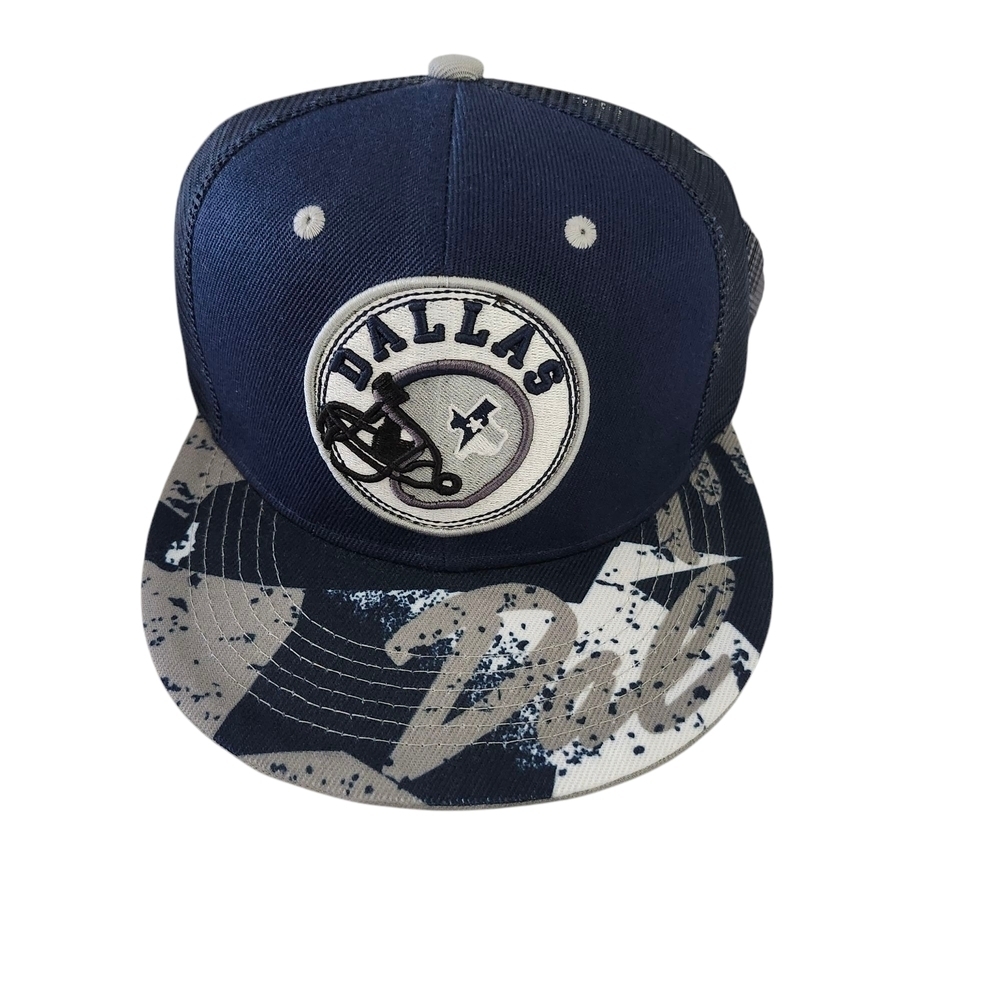 Men'sDallas Snapback Trucker Hat – Blue & Gray Mesh Cap w/ Embroidered Design - Picture 2 of 9